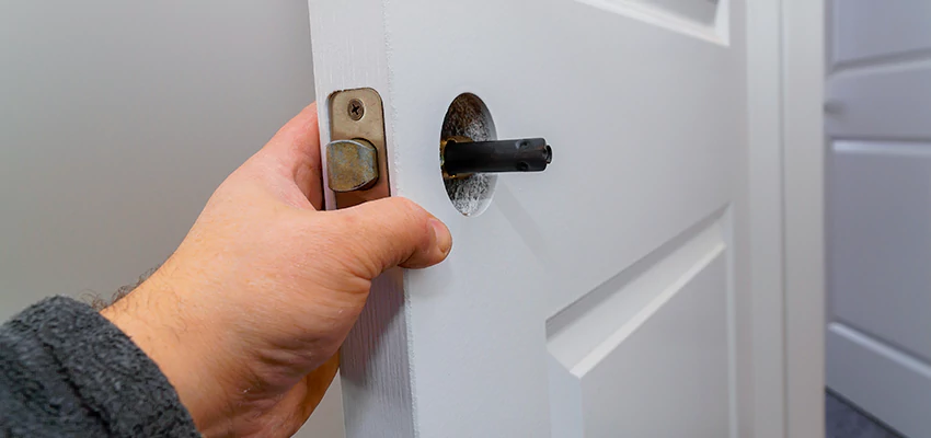 Nighttime Locksmith For Lock Repair in Corcoran, CA