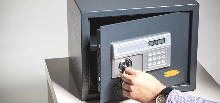 Jewelry Safe Unlocking Service in Corcoran, California